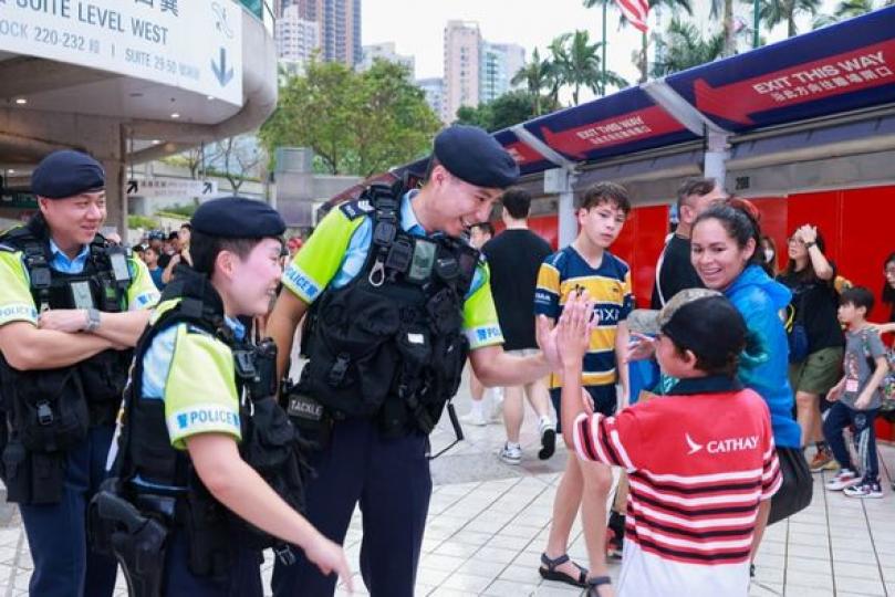 不論何地 • 警隊都盡心為你...