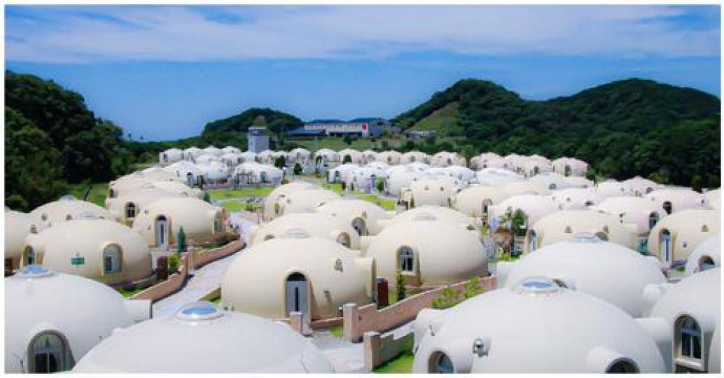 可愛的圓頂小屋，真的好想立刻住進去...