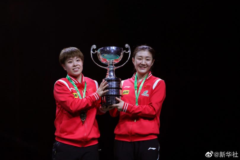 陈梦/王艺迪在27日举行的德班世乒赛女双决赛中以3:0击败韩国组合田志希/申裕斌，中国队实现世乒赛女双18连冠。...