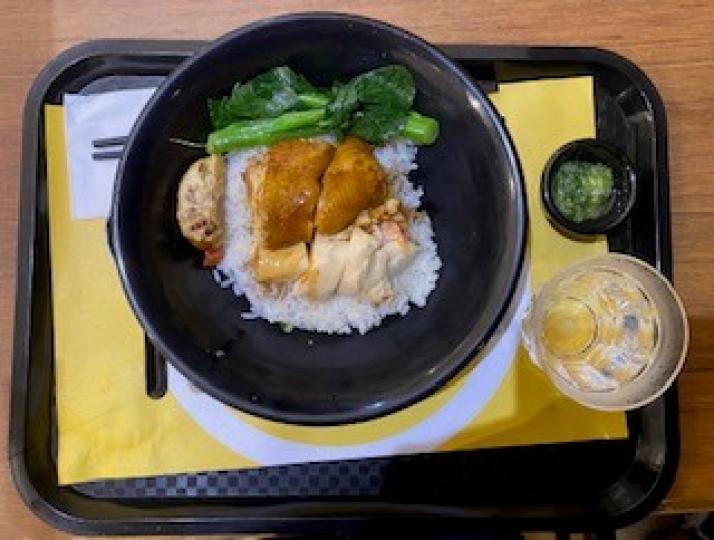 特惠午餐
今午享用超值十一元油雞飯。...