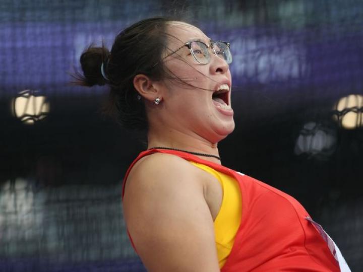 China's discus thrower Feng Bin matched the best ever performance by a Chinese discus thrower... China's discus thrower Feng Bin matched the best ever performance by a Chinese discus thrower...