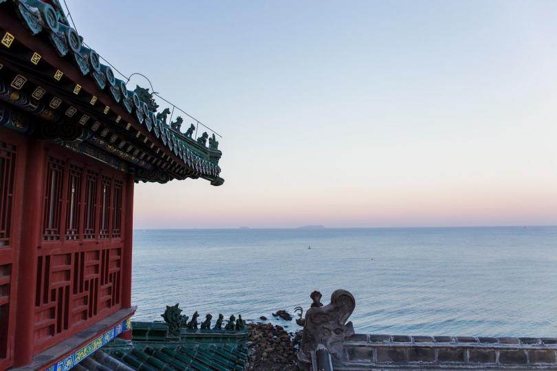 【蓬萊閣的海天一色】陳育陞／攝...