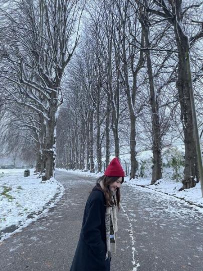 倫敦下起大雪，是今年的初雪...