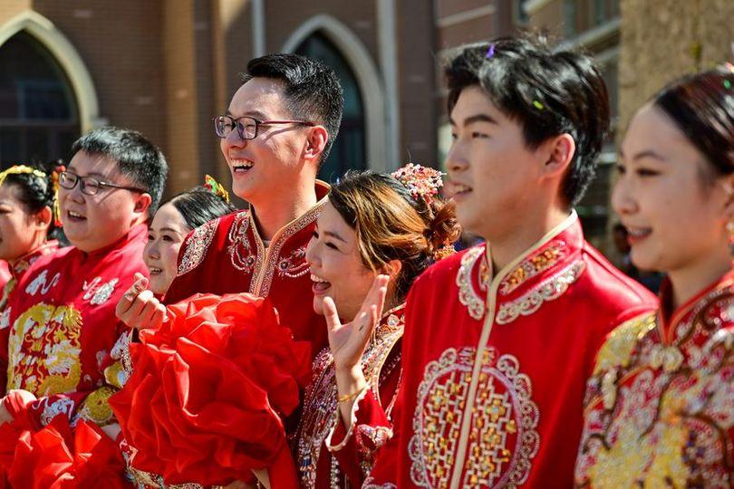 A grand traditional Chinese wedding ceremony for 5,000 couples... A grand traditional Chinese wedding ceremony for 5,000 couples...