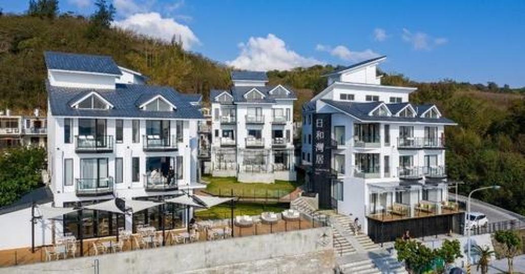 住進城堡裡看海～～景色真的太壯觀啦...