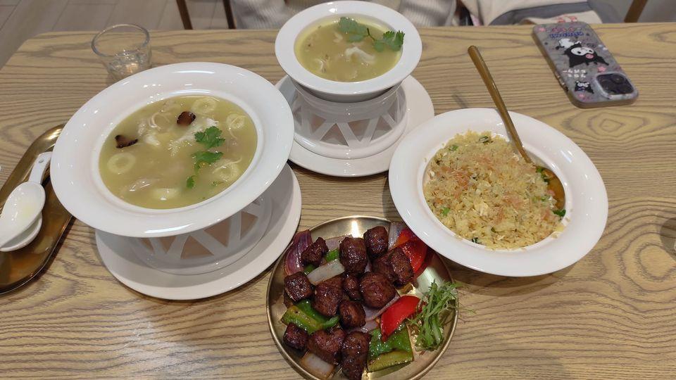 三乡，原平安車站，現变成商圈...