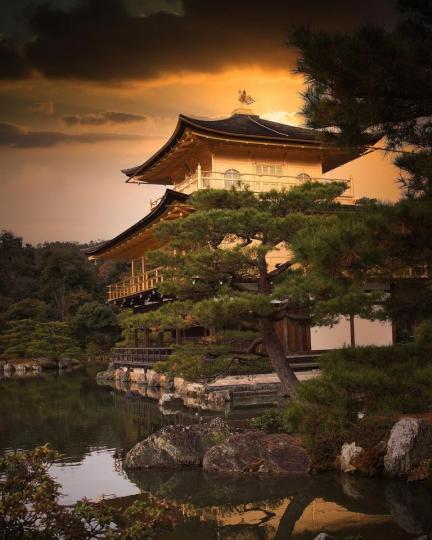 有去過金閣寺的朋友，應該都很愛那裡氣勢又壯觀的建築...