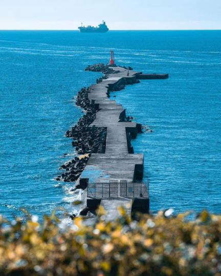 海岸旁蜿蜒曲折的海馬天堂路...