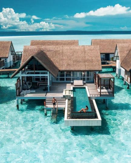 超美海上Villa「從房間窗戶就能跳進大海」...