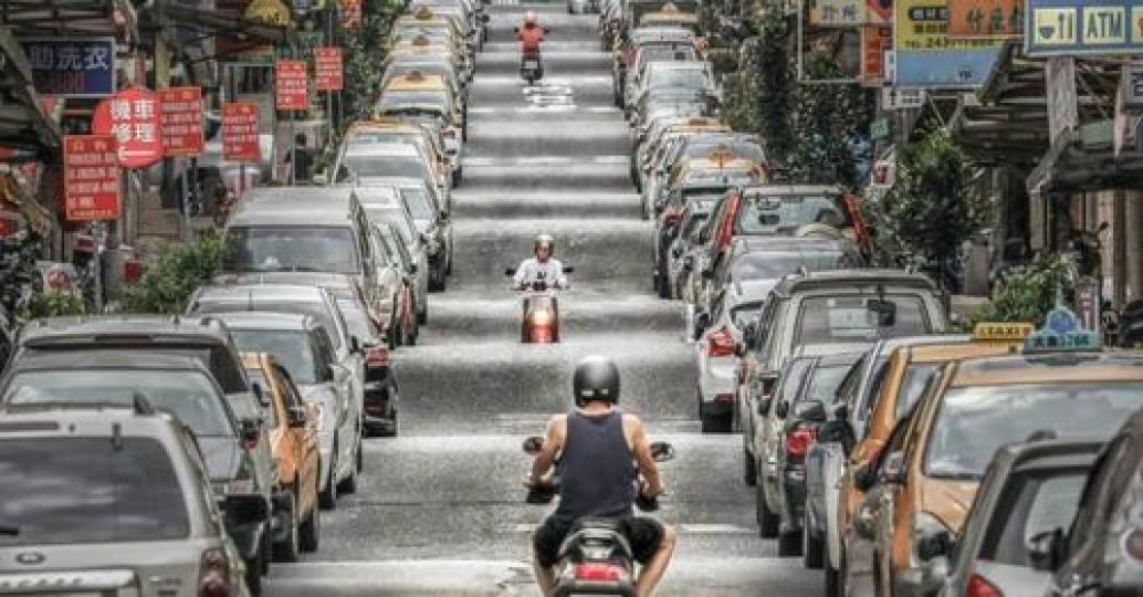 這波浪感街道也太特別...