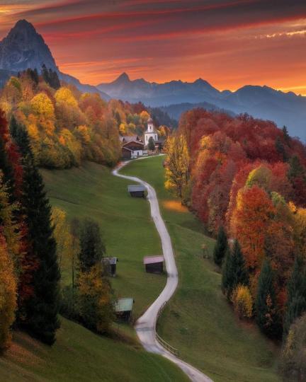 作為「德國最熱門觀光區」的德國巴伐利亞，具特有色彩的浪漫地區視覺夢幻...