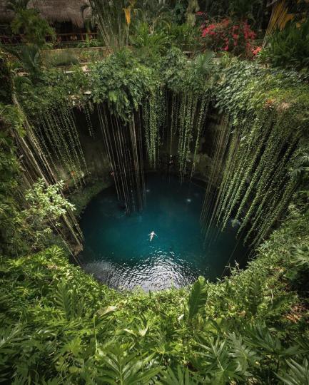 天然泳池仙境般的「墨西哥溶洞」...