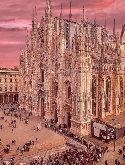 世界上雕塑及尖塔最多的建築「米蘭大教堂」...