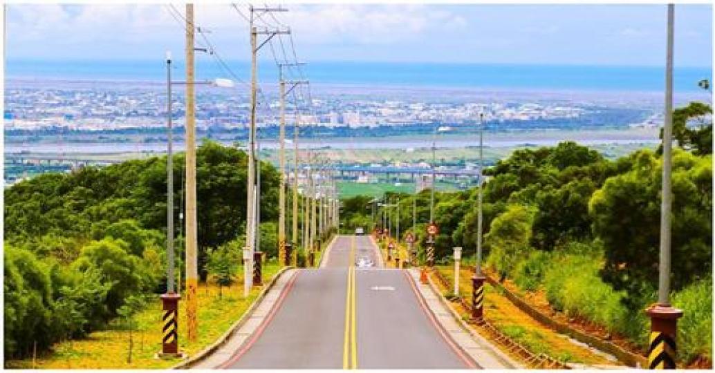 白天夜晚都超美的公路...