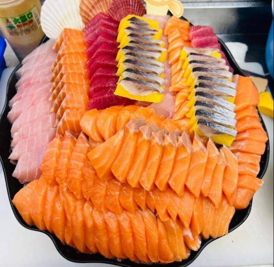 爆量生魚片只要800元...