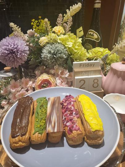 五色Éclair五色Éclair...