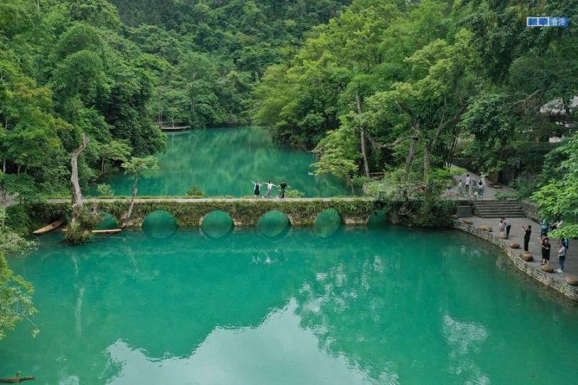 初夏時節，山地賞花、古鎮體驗民俗、山水觀光等...