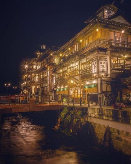 好懷念日本夜晚街道的迷人氣息...
