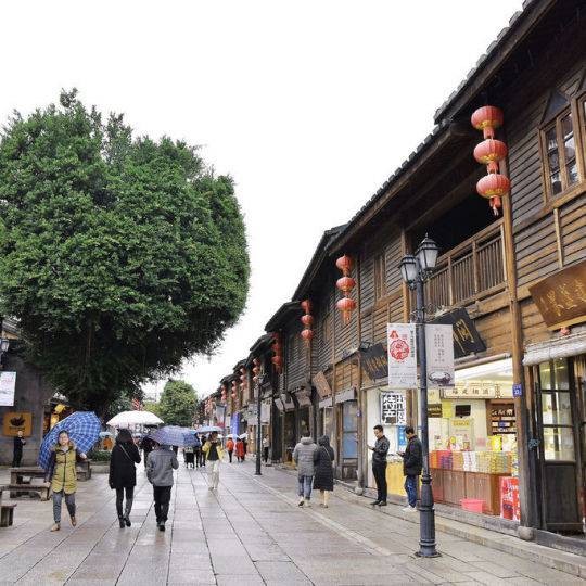 三坊七巷地處福州市中心...