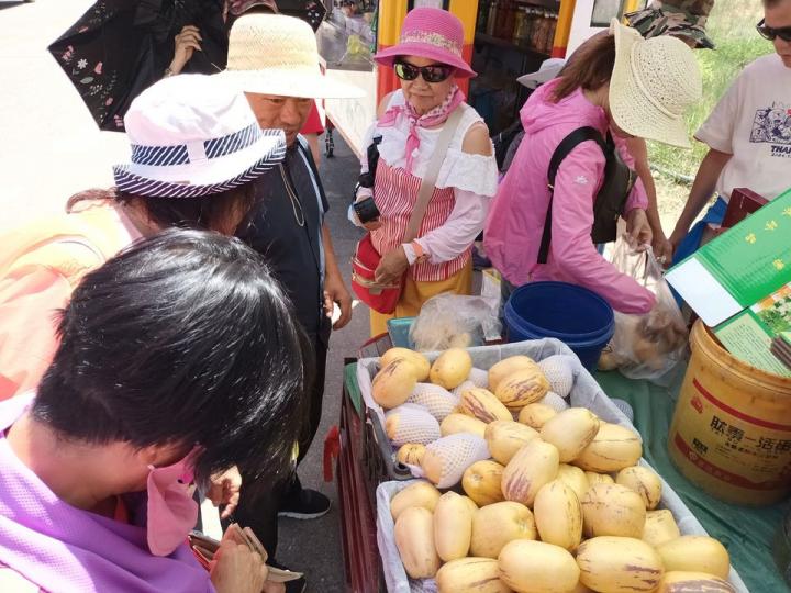 天生購物狂 .........
