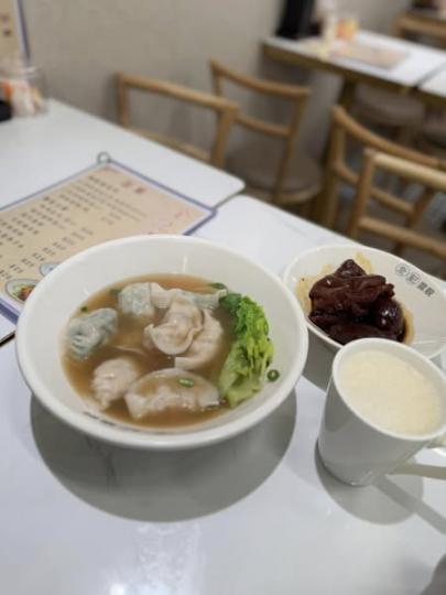 全記雲餃🥟位於深水埗...