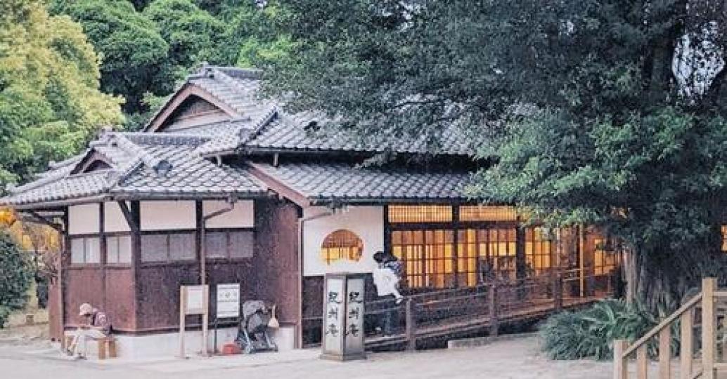 進入室內還有超特別的規定...