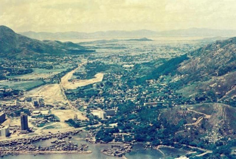 70年代 屯門 這是從軍用直升機上看屯門更好的景色...