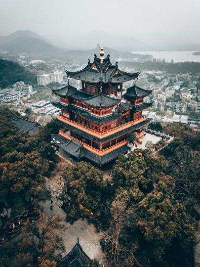 俯瞰西湖全景 杭州地標城隍閣 ......