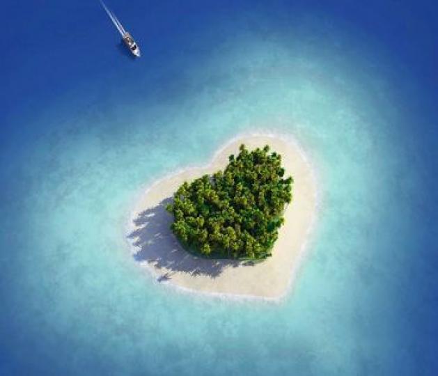 Tavarua Island，世界上最美的心型小島...