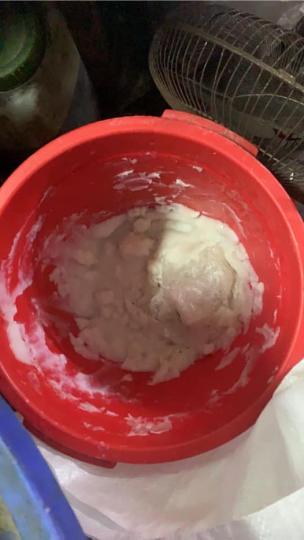 過年必備「貼春聯神器」引起網友回憶...