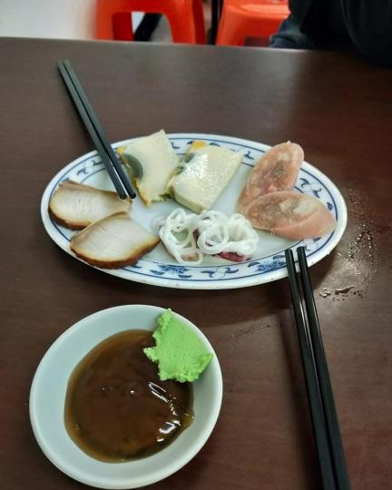 台南小菜「一盤8片賣60元」遊客控超坑人...