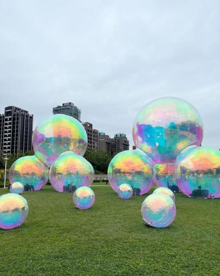 台灣最新佈景「巨型幻彩泡泡」掀打卡潮...