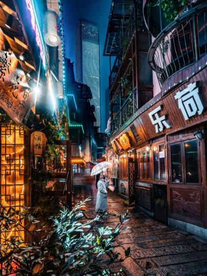 【夜夜笙歌的長沙解放西路】...