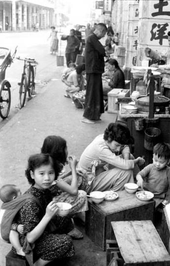 60年代 一毫子一碗白粥.....