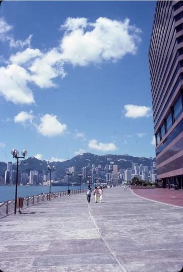 1985年尖東海濱......