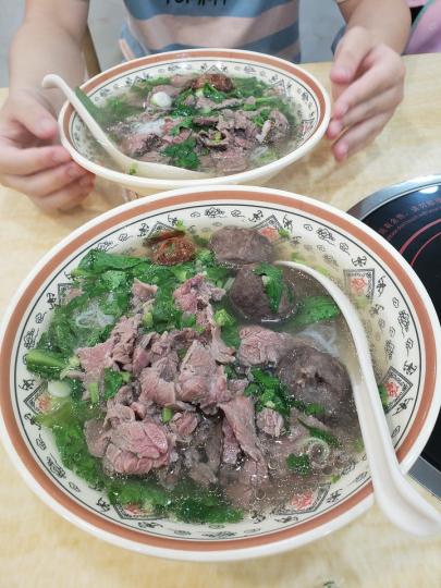 福田水圍街市對面，潮汕桐坑牛肉湯粉...