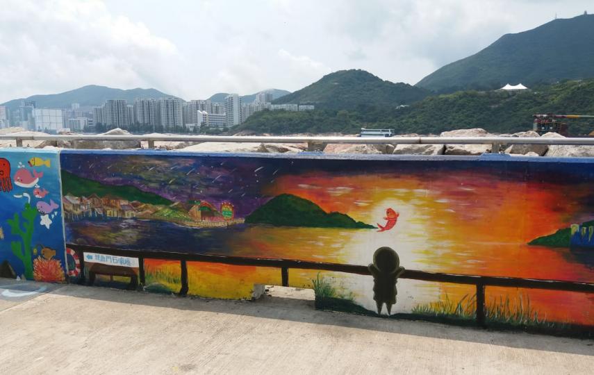 鲤魚門璧畫，畫得很美...