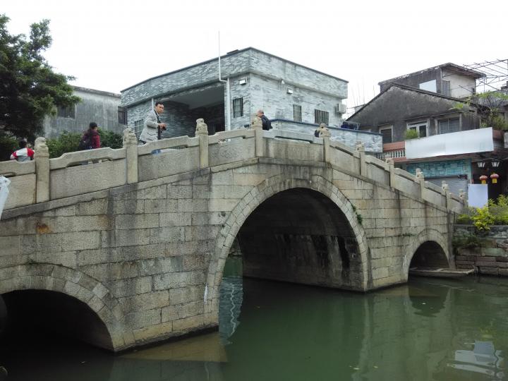 顺德逢簡水鄉的石拱桥歴史悠久...