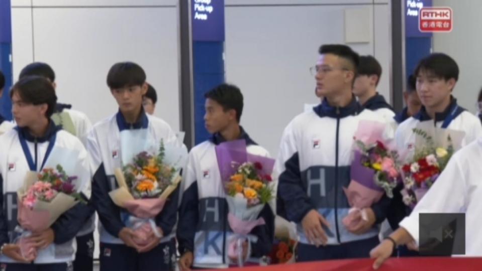 特區政府機場設儀式歡迎參加東亞青年
運動會代表團回港...