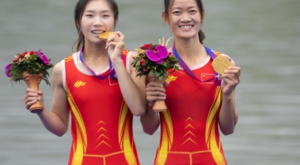 杭州亞運速報︱中國隊
朝早橫掃八金,　
17歲黃雨婷單日兩金....
