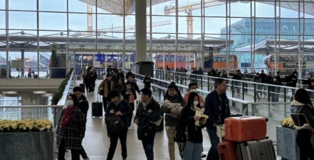 聖誕新年｜冬至近
44萬人次離港...