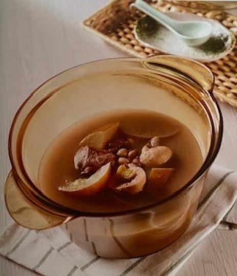 雙豆祛濕老黃瓜湯
老黃瓜、扁豆和赤小豆加無花果和瘦肉材煲這湯可消暑、清熱下火、健脾祛濕和舒緩因暑熱引致的困倦。... 雙豆祛濕老黃瓜湯
老黃瓜、扁豆和赤小豆加無花果和瘦肉材煲這湯可消暑、清熱下火、健脾祛濕和舒緩因暑熱引致的困倦。...