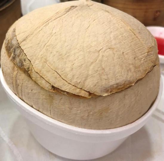 椰皇燕窩燉鮮奶

椰皇燕窩燉鮮奶蛋白質豐富，又香又滑又養顏，是色香味俱全的甜品。...