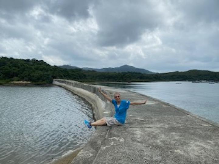 玉帶橋

玉帶橋建於上世紀50年代，當時村民希望能到滘西洲耕作，因此他們動員全村的人力來建造連接兩島的橋樑。
玉帶橋附近的紅樹林充滿生態價值，物種豐富，容易找到招潮蟹、彈塗魚，適合一家大細實地觀察。...