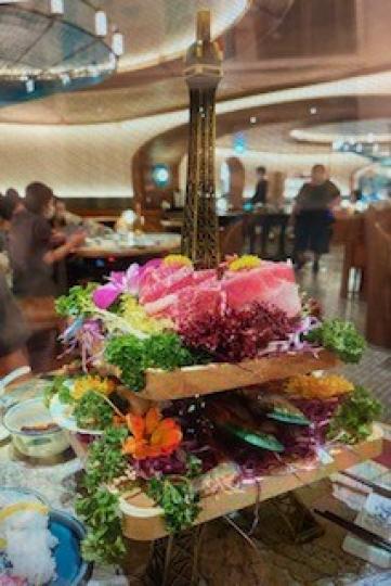 和牛

自助餐中和牛最受歡迎。...