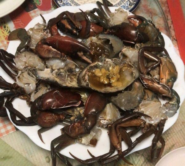 清蒸奄仔蟹原汁原味。...