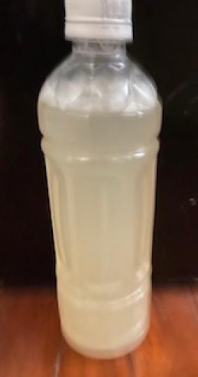 自製洗潔精
這樽洗潔精是由自製皂的剩餘碎料保存起來，加華氏六十度暖水至溶解弄勻便可用。這洗潔精不傷皮膚，泡沫豐富，一過水便爽，好實用。...