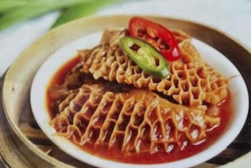 醬皇金錢肚
動物內臟均是高膽固醇食物,茶聚時通常會叫一碟,三、四人一人一件,少吃多滋味,不怕膽固醇高,況且不是天天吃。... 醬皇金錢肚
動物內臟均是高膽固醇食物,茶聚時通常會叫一碟,三、四人一人一件,少吃多滋味,不怕膽固醇高,況且不是天天吃。...