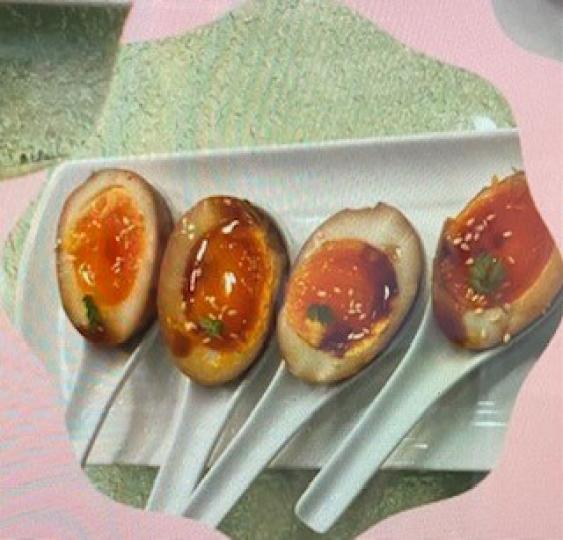 茶葉煙薰蛋
雞蛋是價廉物美而有又營養的食物，烹調方法亦多。外出吃飯我喜歡吃茶葉煙薰蛋。...