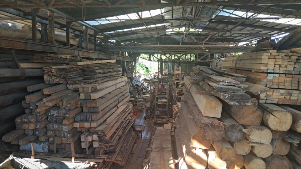 木廠
香港製造業漸息微，木廠已絕無僅有。...